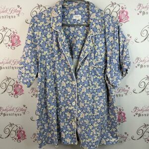 Bedhead pajamas T-shirt button up flowers white yellow Blue Floral top